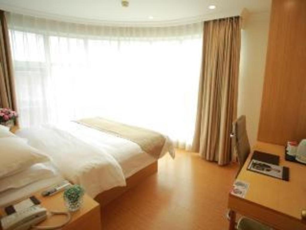 Greentree Inn Shanghai Sheshan National Tourist Resort Express Hotel Extérieur photo